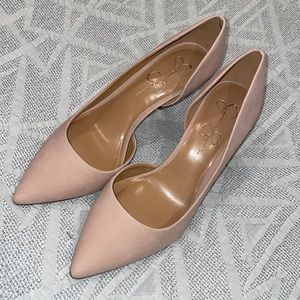 Jessica Simpson. Lovey heels.